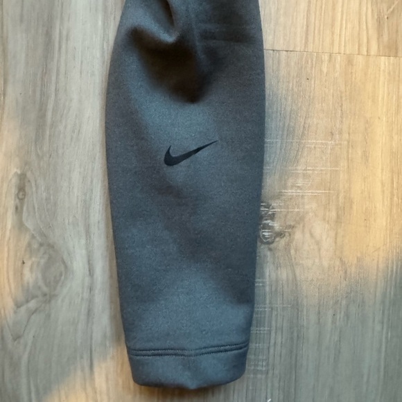 NWT Nike Therma-FIT Charcoal Mid-Rise Leggings - Picture 8 of 10